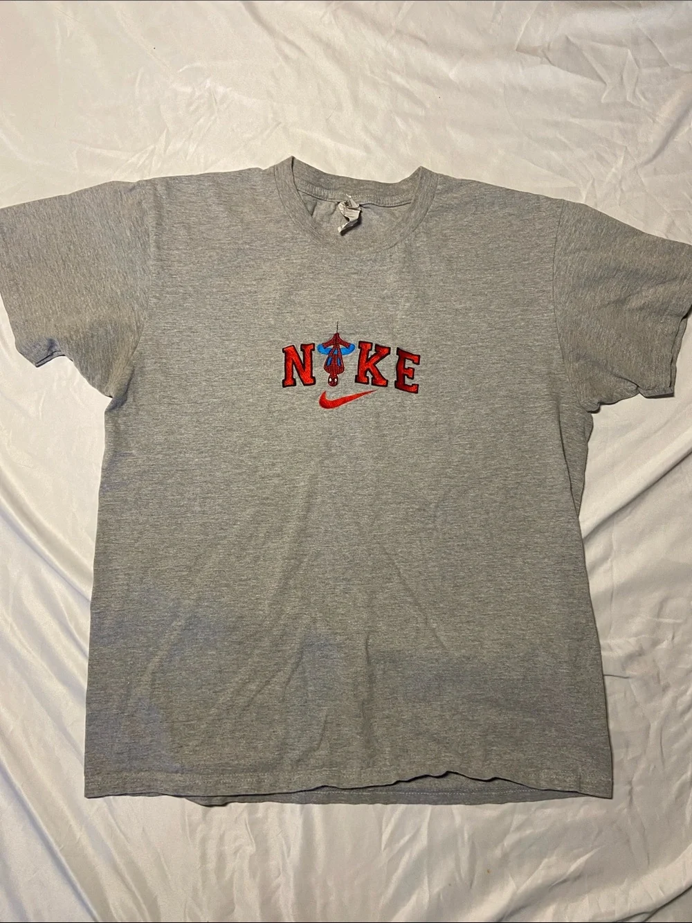 Gildan Nike Embroidered Spider-Man Gray Short-Sleeve Tee